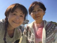 母と朝ヨガ