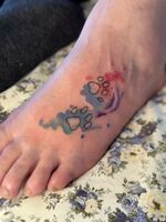 足の甲tattoo　足跡