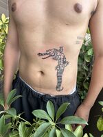 脇腹tattoo　ワニ