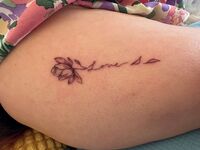 レタリングtattoo　ラブヨアセルフ