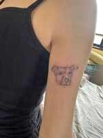 腕Tattoo　ワンちゃん　バラ