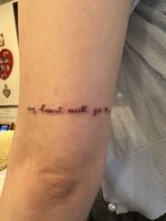 腕Tattoo　レタリング　バラ