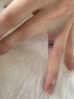 指Tattoo　レタリング　（R）