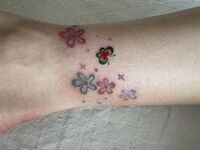 足首Tattoo　花　カラフル