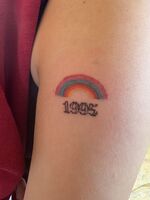 腕Tattoo　虹