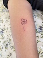 腕Tattoo　クローバーとハート　良く来れました