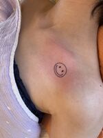 鎖骨＆手Tattoo　スマイルと線　Niceでした