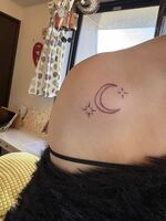 肩Tattoo　月