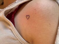 初Tattoo　蝶　ハート　キラメキ